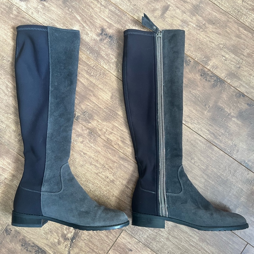 Stuart Weitzman Size 5, Charcoal Suede Front, Black stretch back, Zipper!